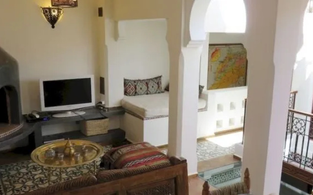 Riad La Douiria