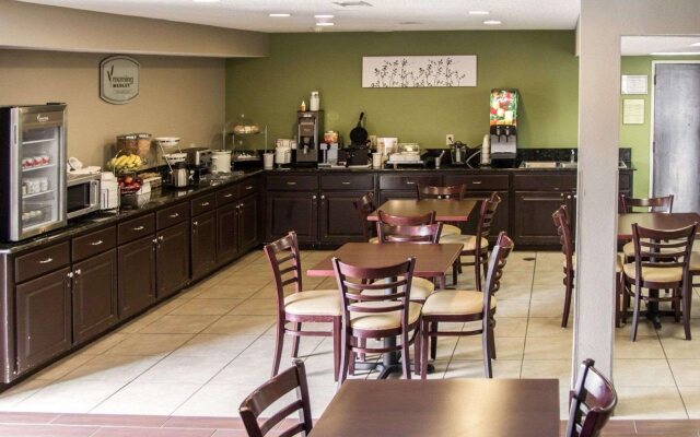 Sleep Inn I-95 North Savannah