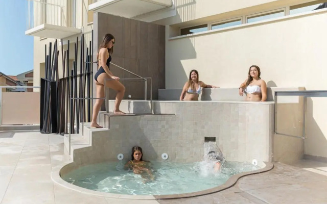 Residence Continental Resort