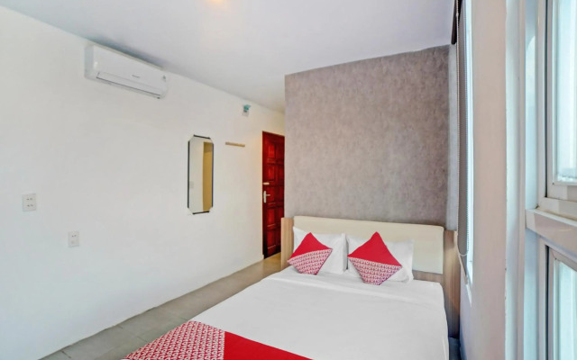 Super OYO 90559 Gamacity Residence