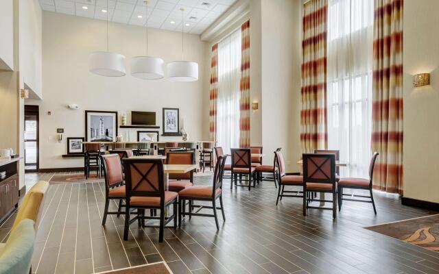 Hampton Inn Poplar Bluff