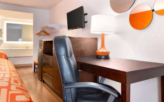 Howard Johnson by Wyndham Harrisonburg
