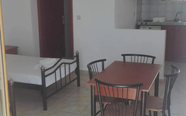 Sfinias Apartments