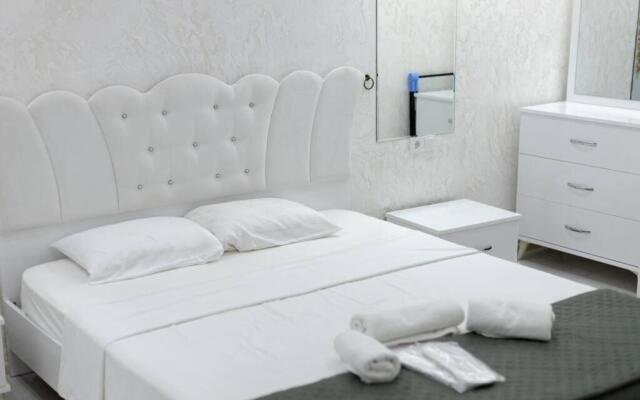1BR Apt in the center of Batumi