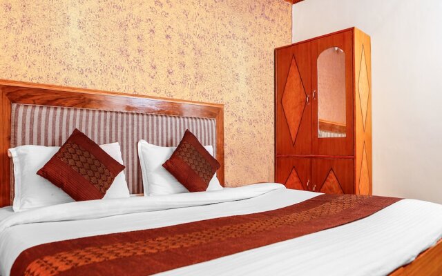 OYO 14082 Hotel Himalayan Stays