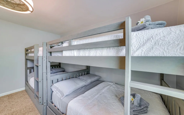 Kentucky Vacation Rental Escape w/ Deck