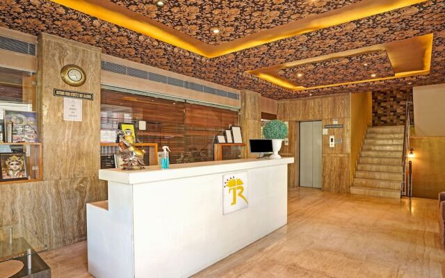 FabHotel Royal CM Bani Park
