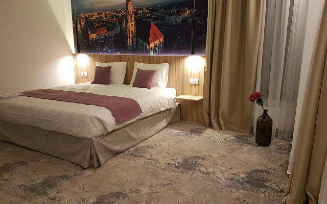 YMY Boutique Residence