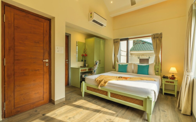 ELIVAAS Azalea 3 BHK with Pvt Pool