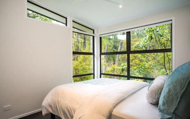 The Treehouse - Kaiteriteri Holiday Home