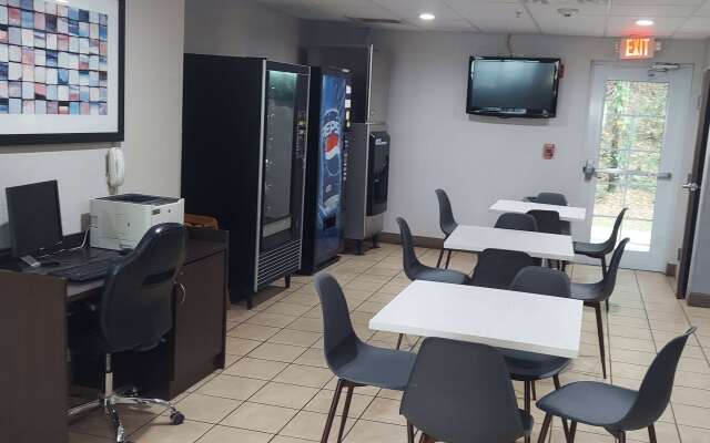 Microtel Inn & Suites by Wyndham Hoover/Birmingham