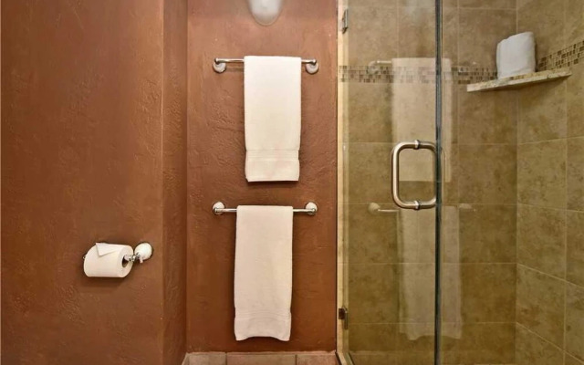 Papakea #H103 - 2 Br Condo