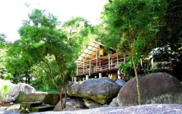 Jungle River Lodge