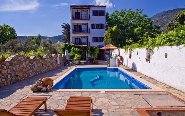 Seranides Boutique Hotel