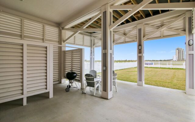 Skin And Bones 4 Bedroom Home