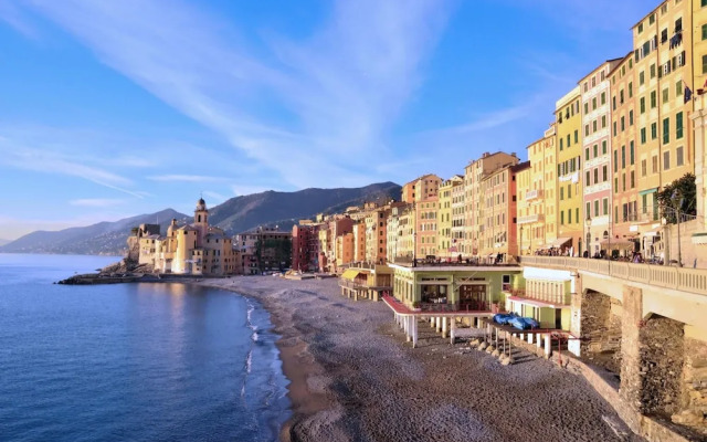 Sea View Apartment Next To Acquarium