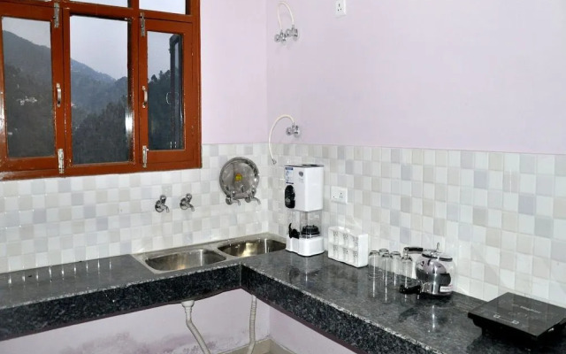 OYO 13319 Home Valley View Dharampur