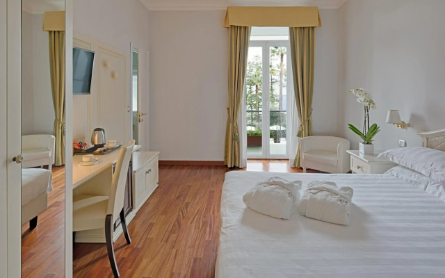 Hotel Paradiso