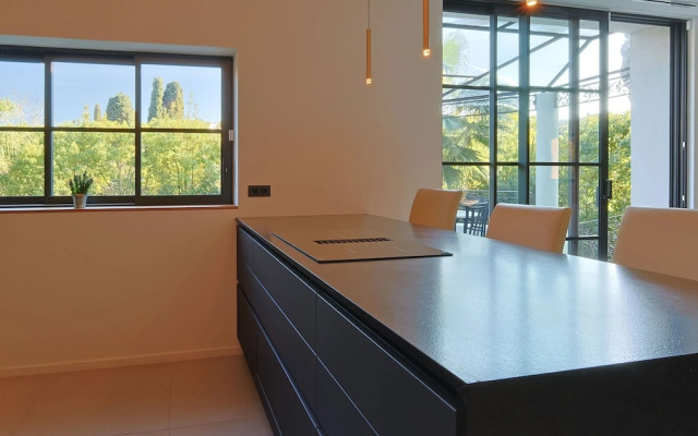 Villa Deva - 5 Bedrooms - Heated Pool