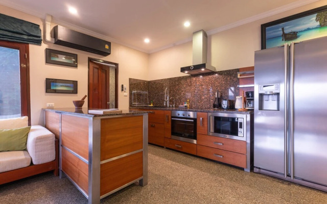 Kata Noi Beach 2br Seaview Condo