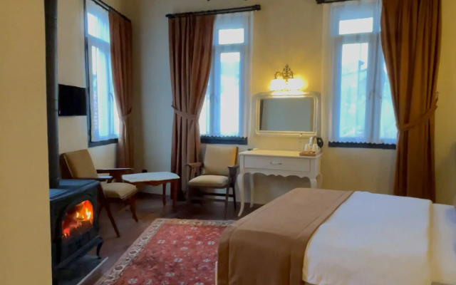 Sakli Tas Konak Otel