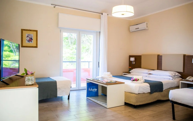 Hotel Casarossa Beach & Sporting