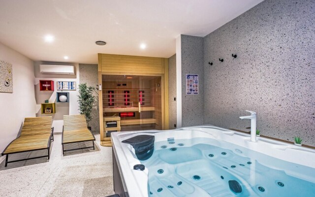 Awesome Home in Celina With Outdoor Swimming Pool, Wifi and 4 Bedrooms