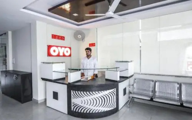 OYO Flagship 70205 Hotel Rock On