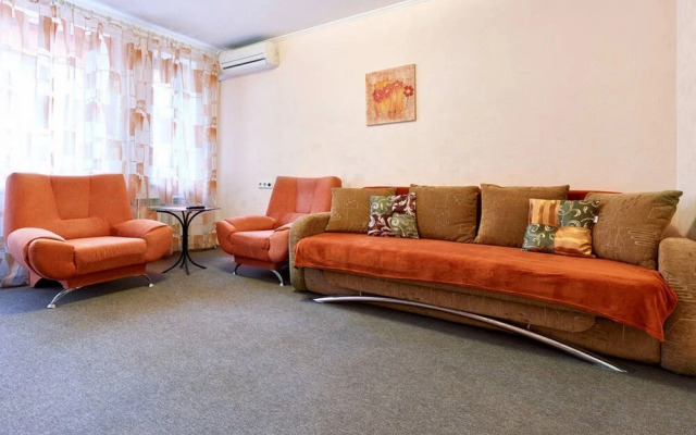 Home-Hotel Khoriva 32