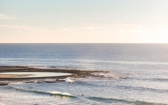 The Outlook 2 - Beachfront Apartment Newcastle