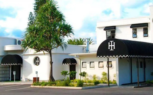 Island Hotel