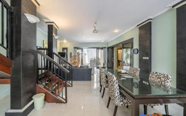 Cozzy Villa Beach House 888 Canggu – Balcony – Canggu