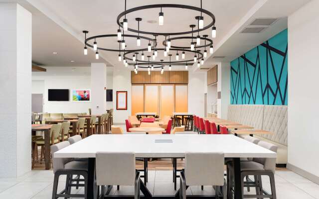 Hilton Garden Inn Knoxville Papermill Drive