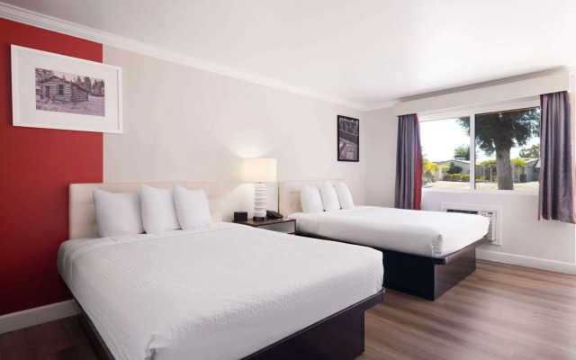 Ramada by Wyndham San Diego Poway Miramar