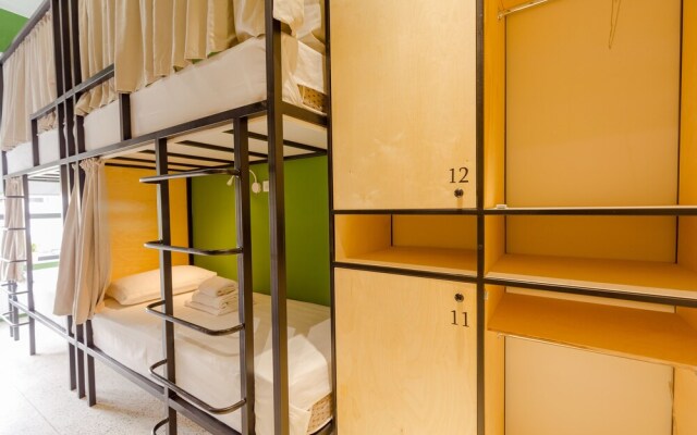 Back2Me - Hostel