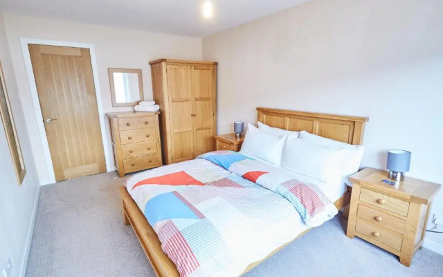 Conaglen, one bedroom apartment with stunning views.