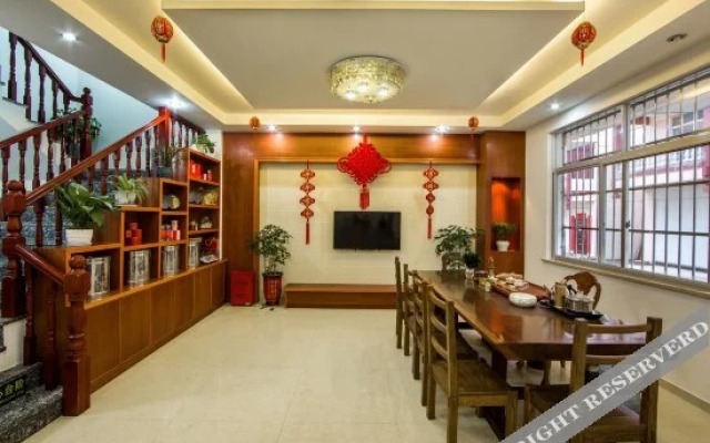 Xiaozhen Zhijia Inn