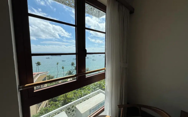 SOLANA Hotel Sunset Town Phu Quoc