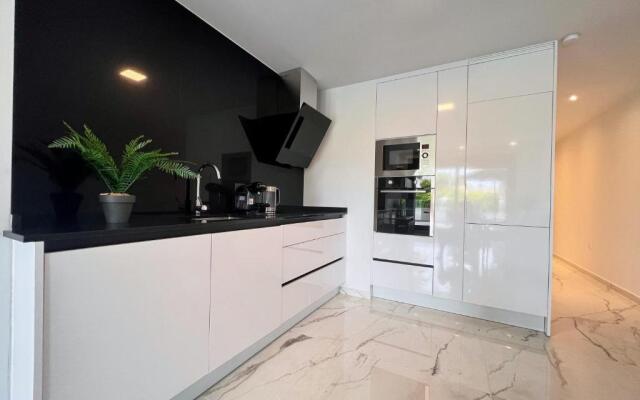 Modern Apartment in Res Amanecer VI Duly 3