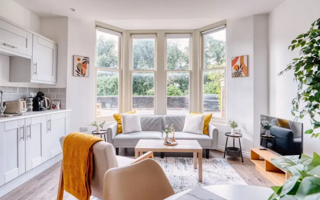 Stunning 2 Bed City Centre & Bute Park