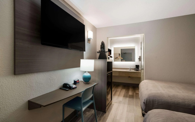 Red Roof Inn Sacramento - Elk Grove