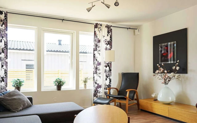 6 Person Holiday Home in Stromstad