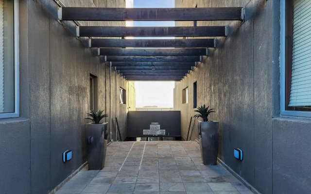 LG8 Infinity Apartments