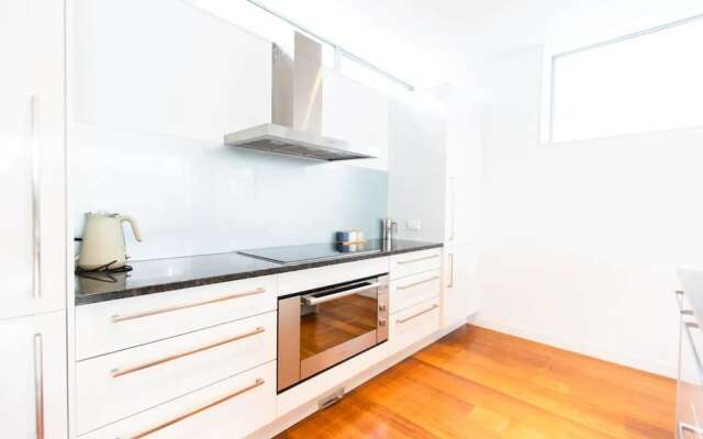 Luxury 4 Bedroom Home With Private Cinema