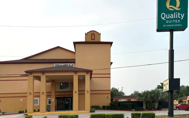 Quality Suites San Antonio