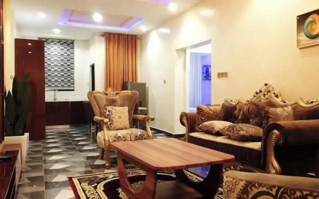 Daystar Luxury Apartment