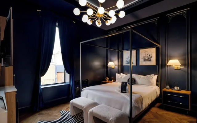 The Highliner Hotel