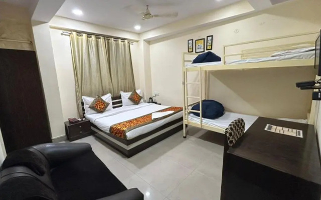 OYO Flagship 121 Hotel Sahu