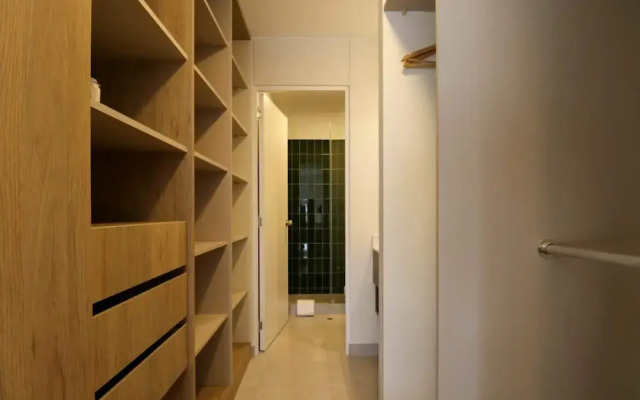 w Grandiose 2BR w Great Balcony in Miraflores