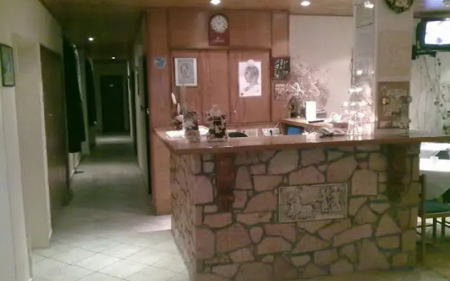 Phaethon Hotel